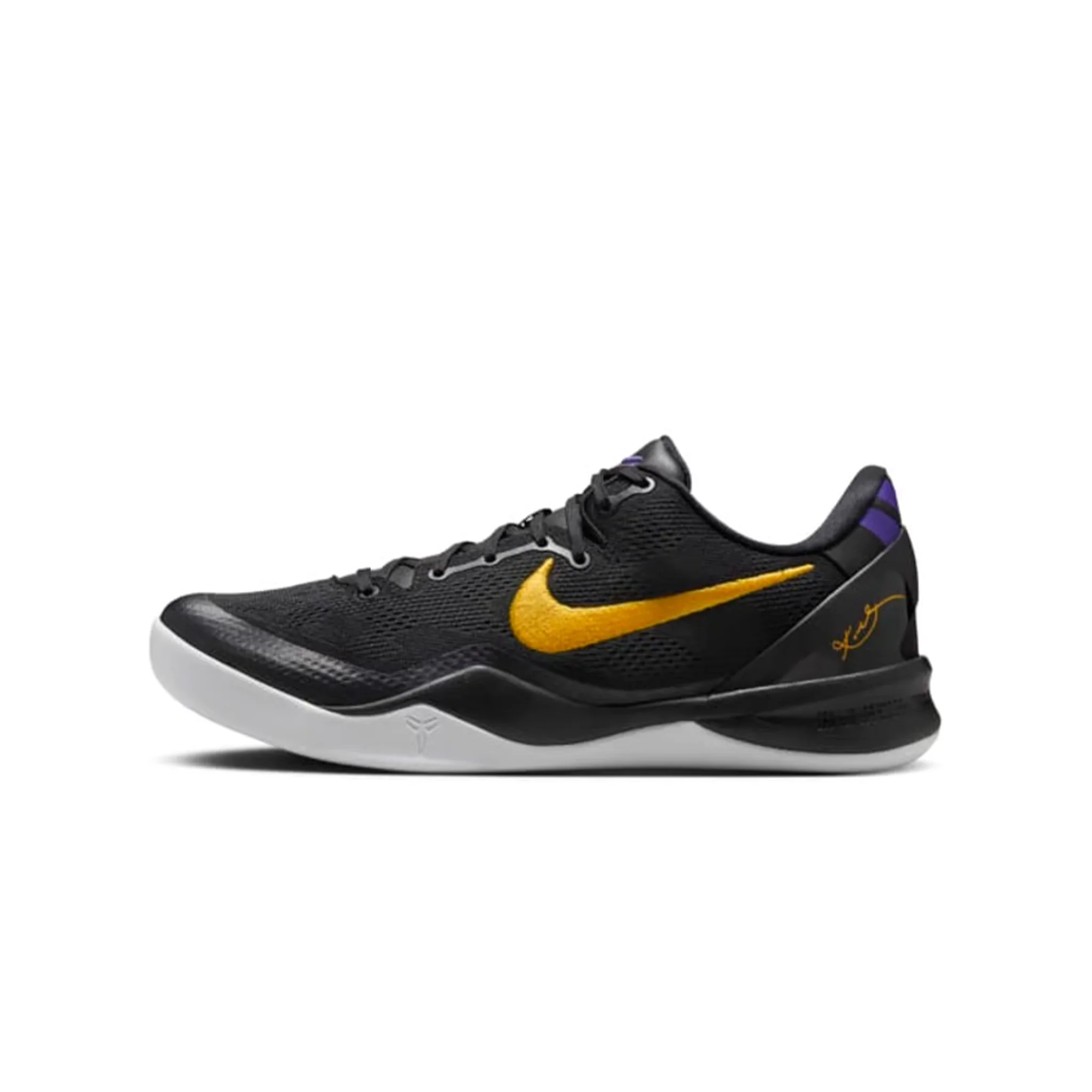 kobe basketball shoe