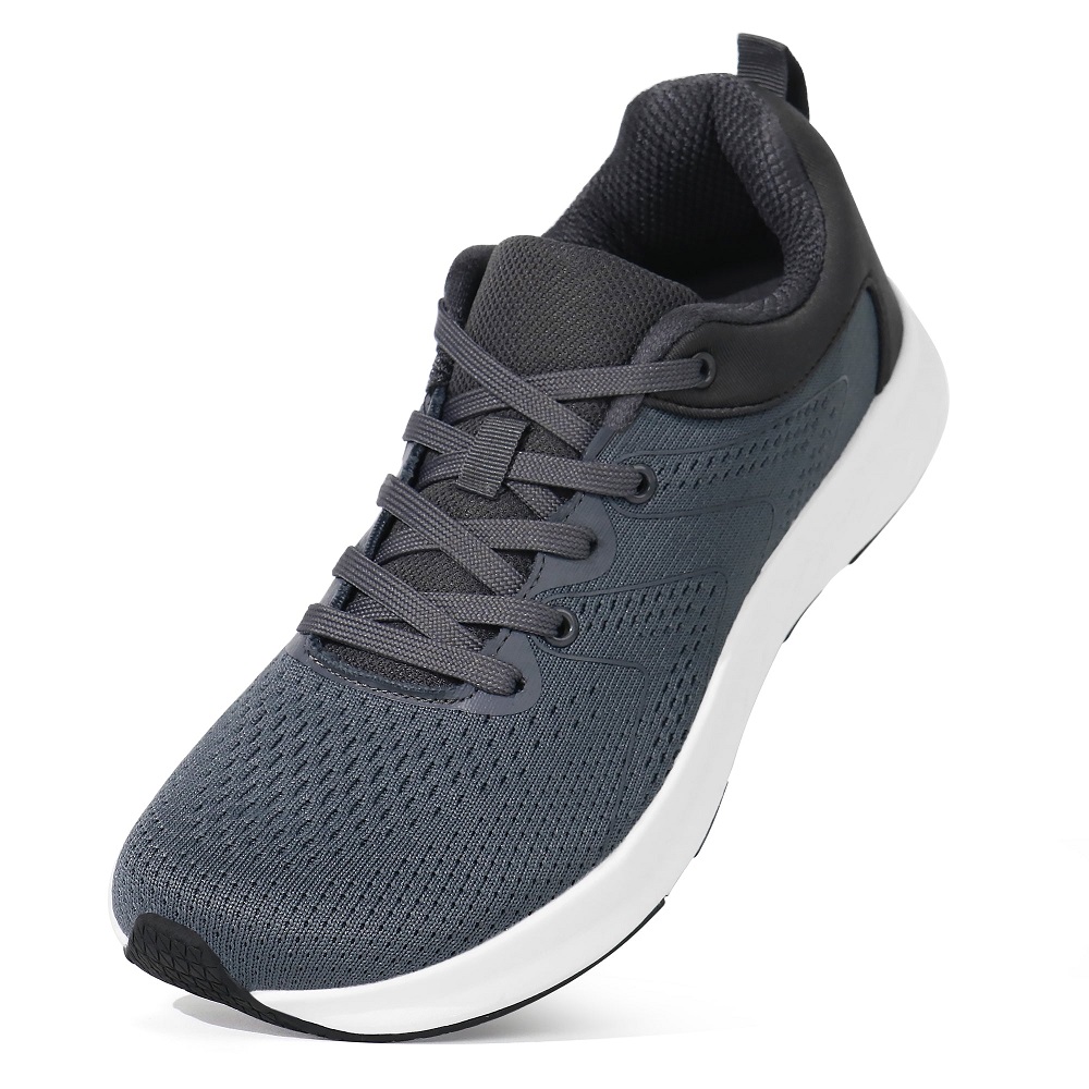 wide toe box running shoes