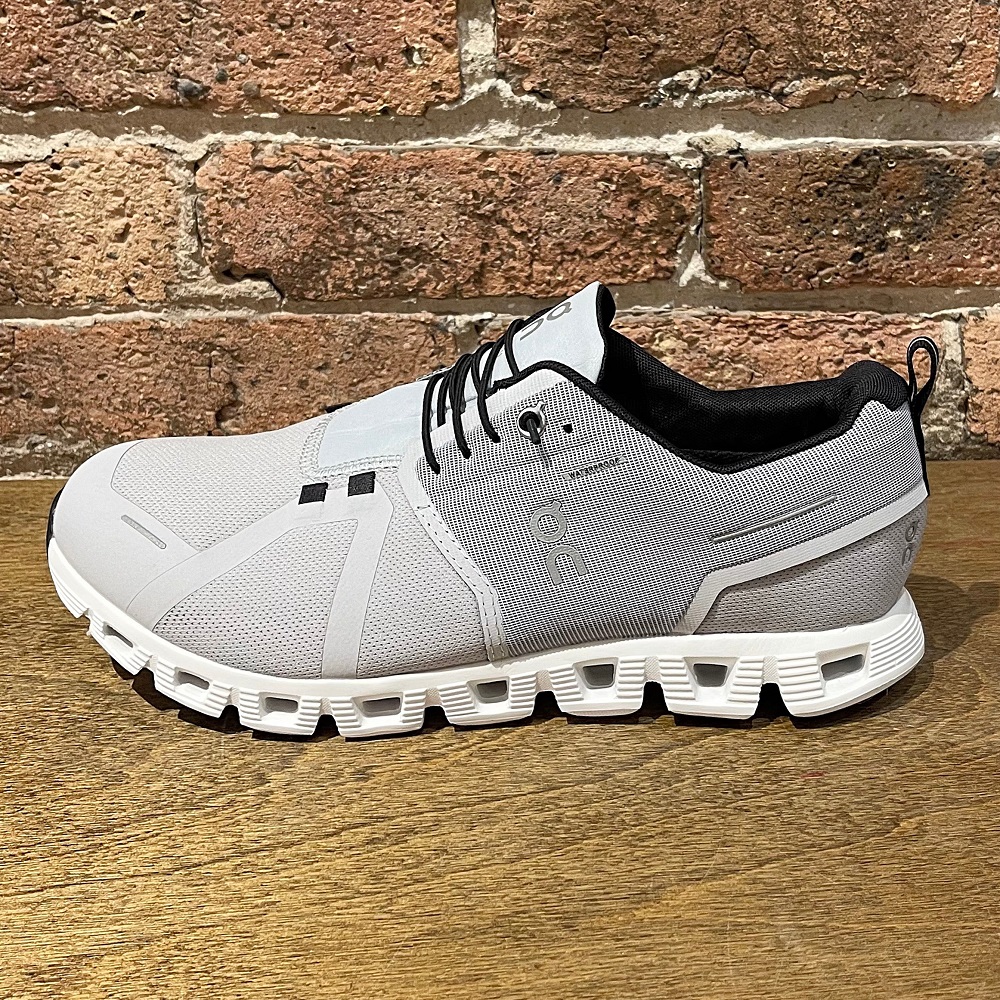provide a cloud-like walking experience