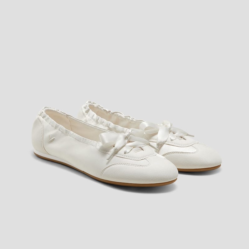 sneaker flats