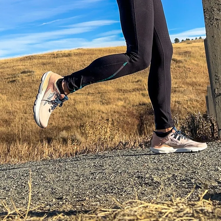 running shoes for wide feet