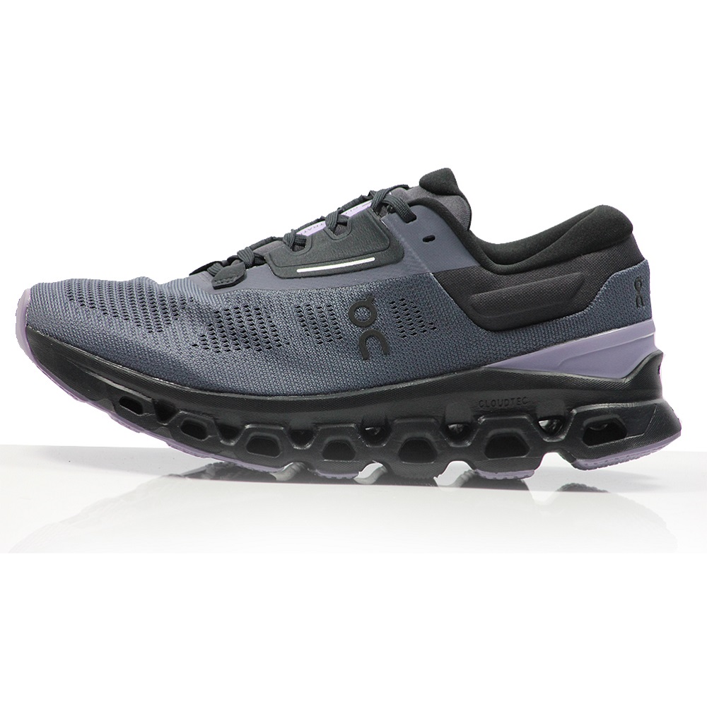 qc running shoes