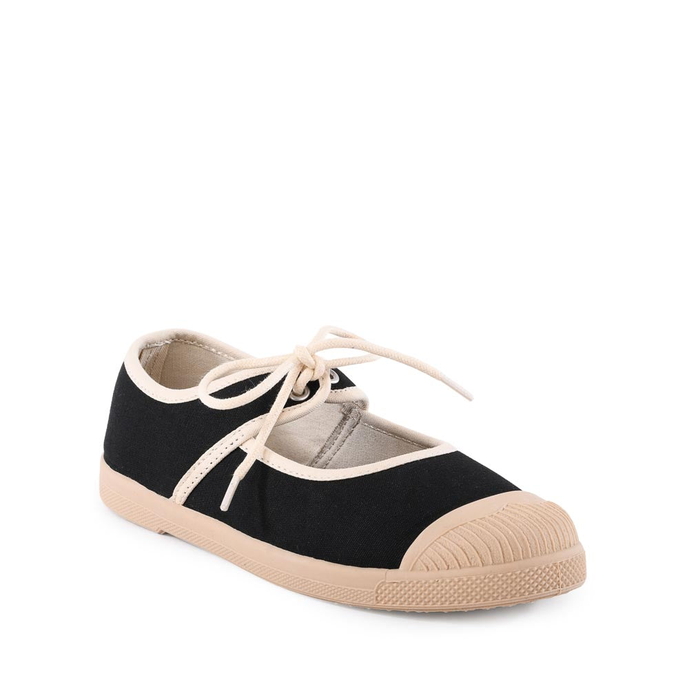 sneaker flats