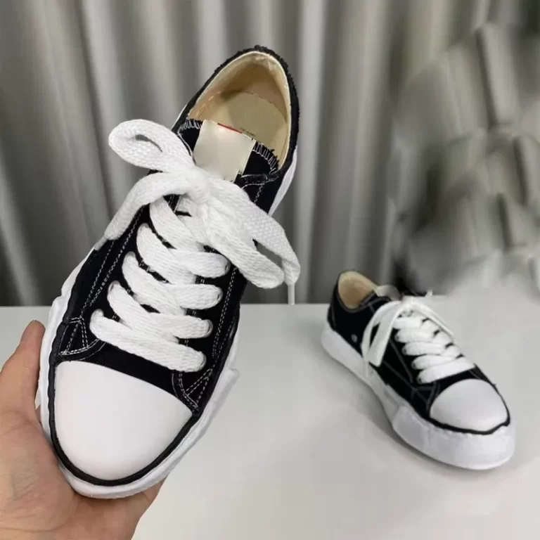 sneaker flats