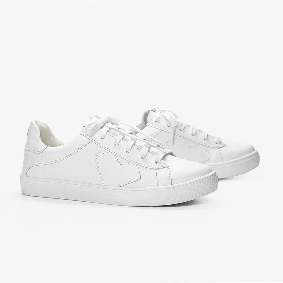 sneaker white