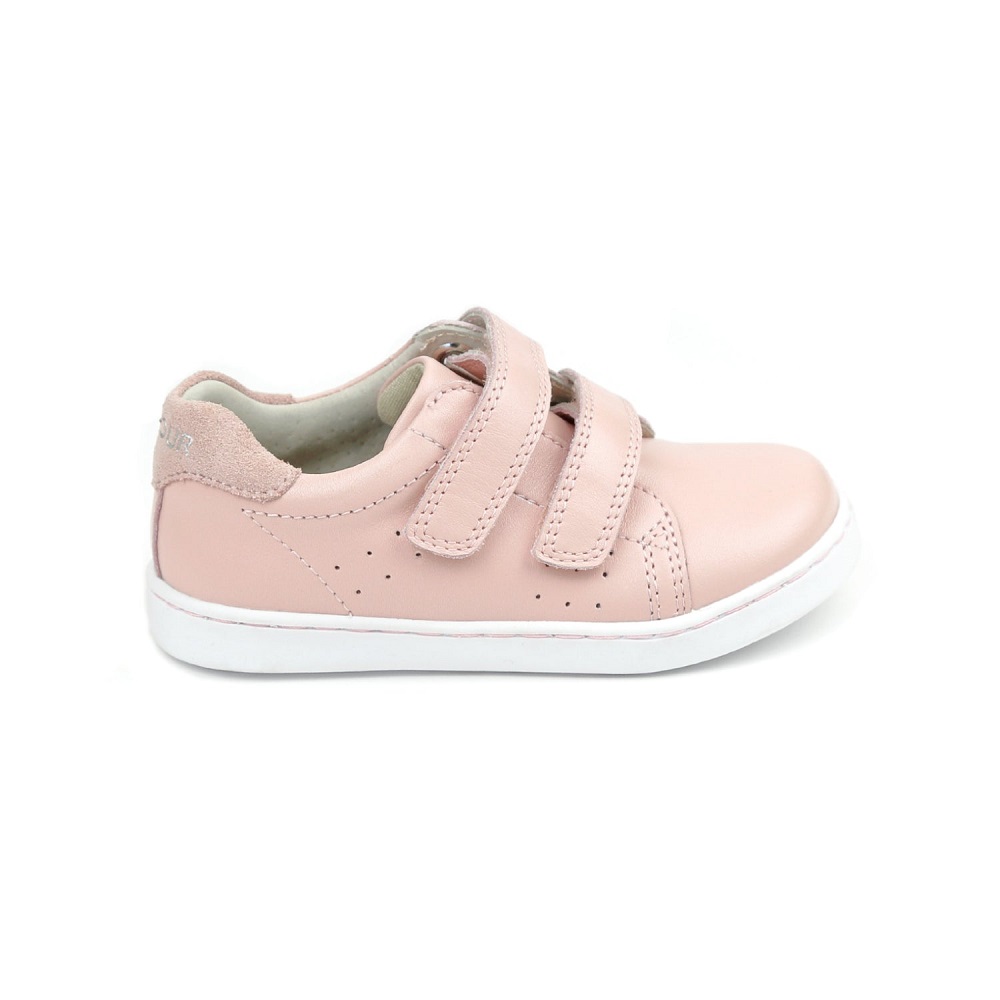 girls sneaker