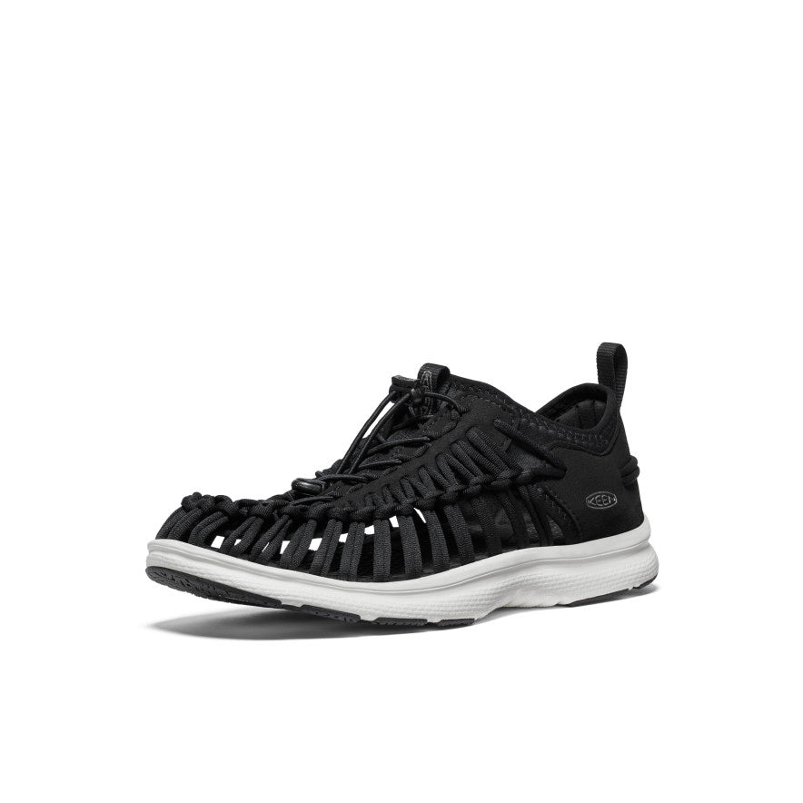 sneaker sandal