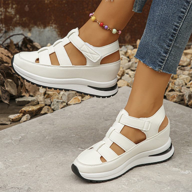 sneaker sandal