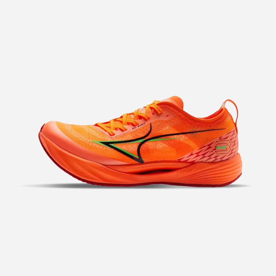 carbon fiber running shoes