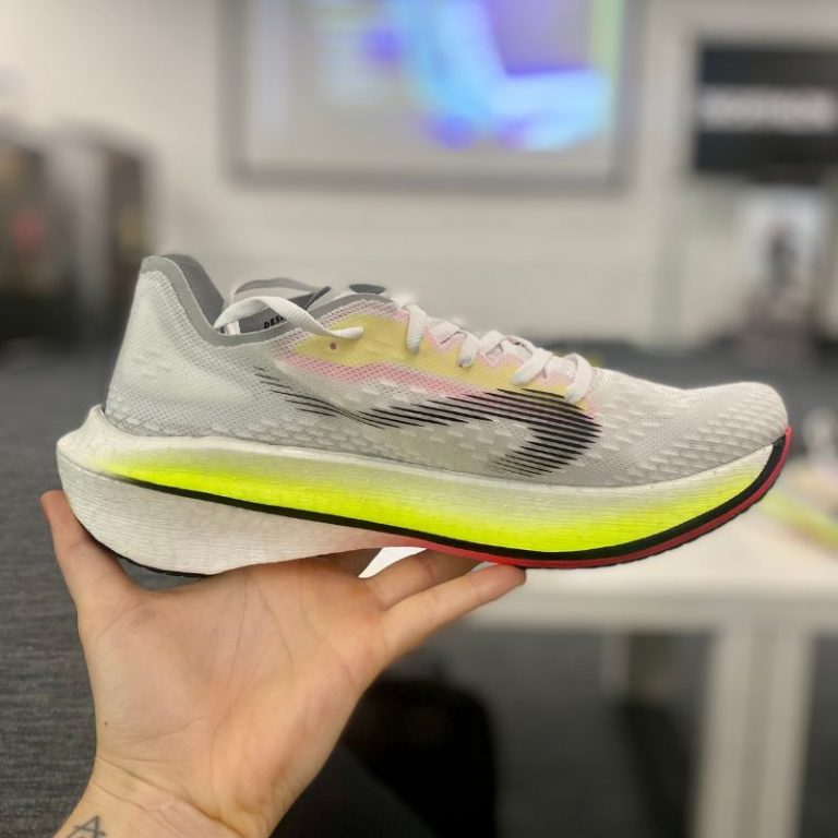 carbon plated running shoes