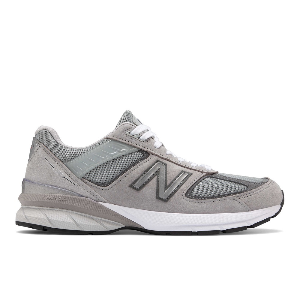 motion control running shoes
