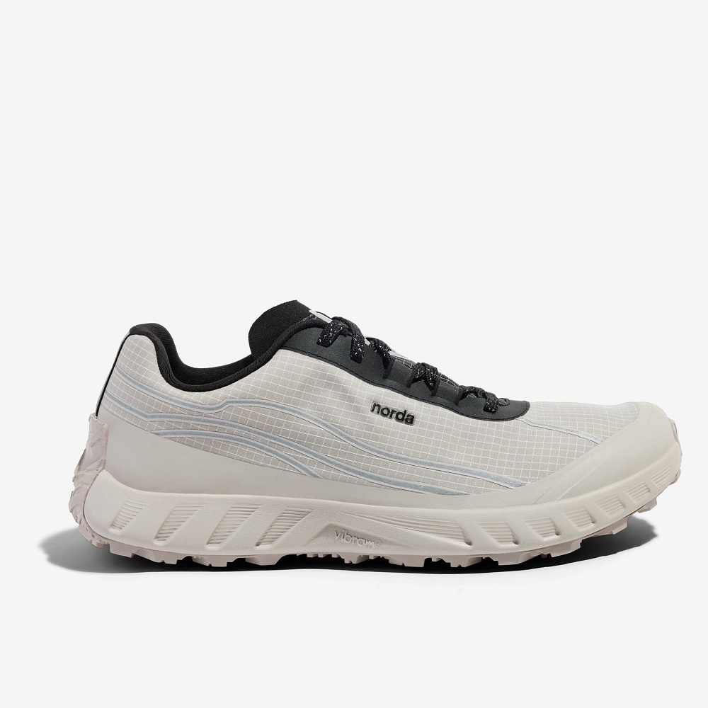 outdoor running shoes