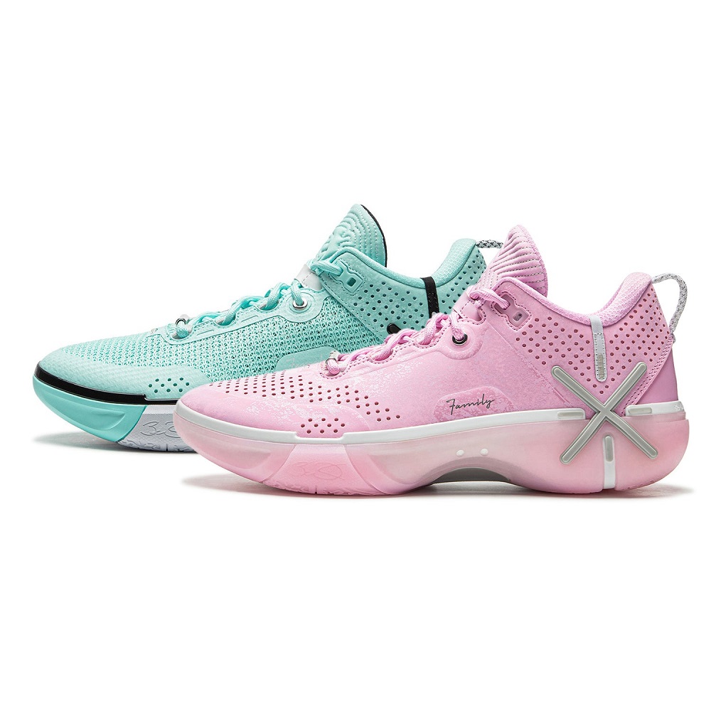 mismatch basketball shoes