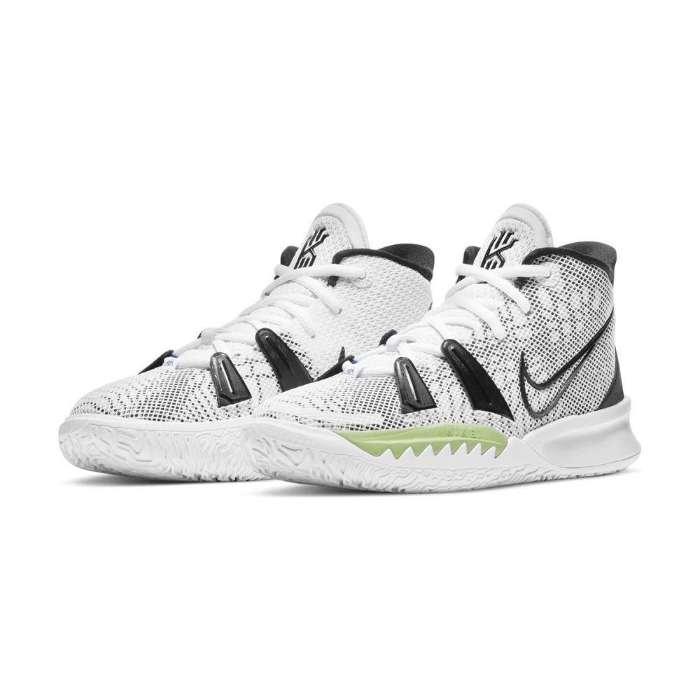 kids' basketball shoes