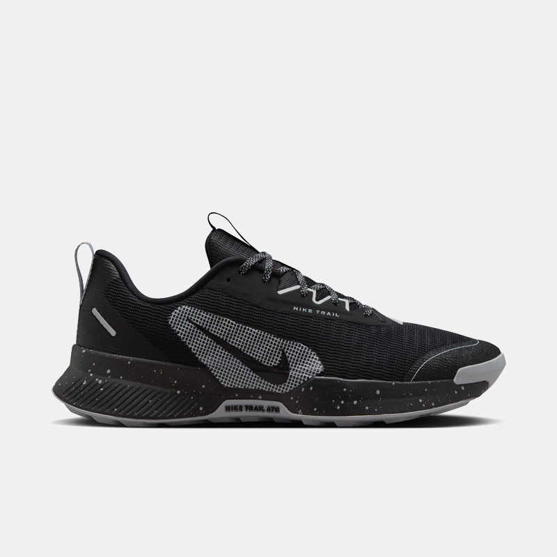black trail running shoes
