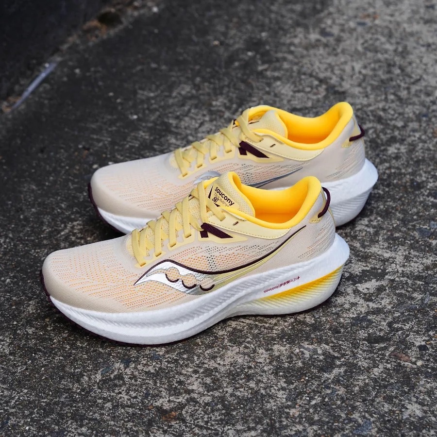 flat feet running shoes