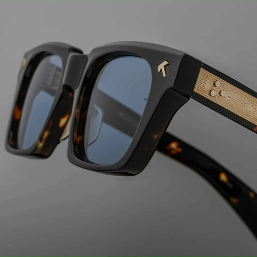 luxury sunglass 