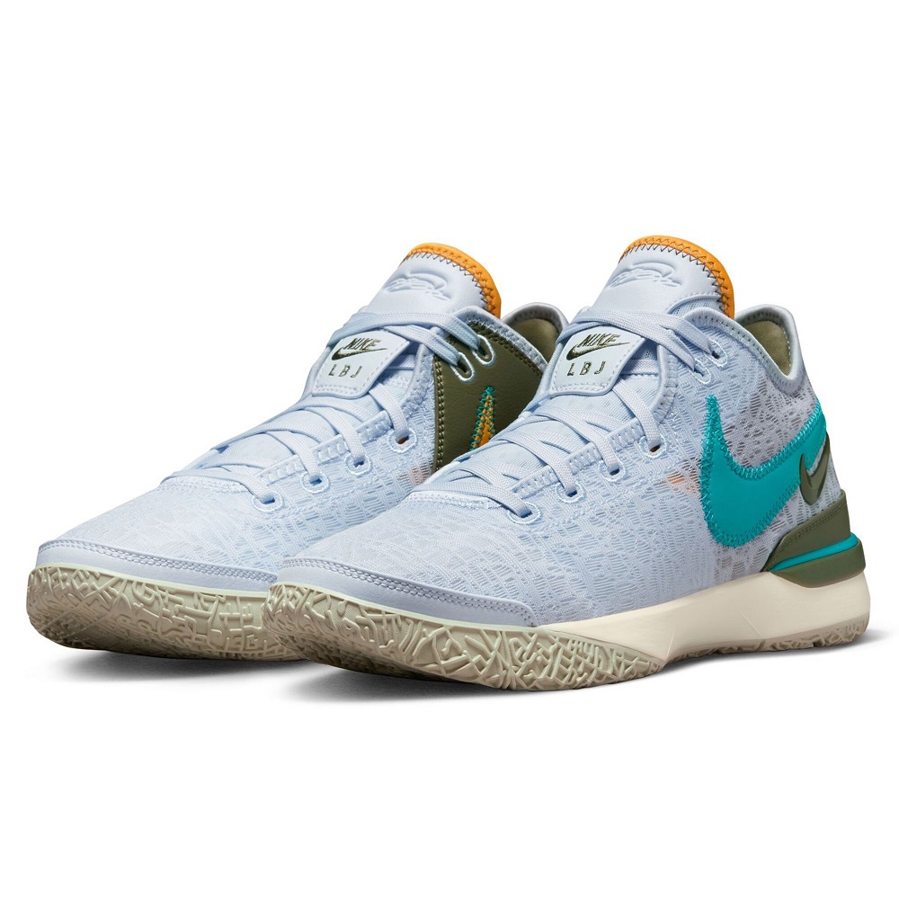 low top basketball shoes