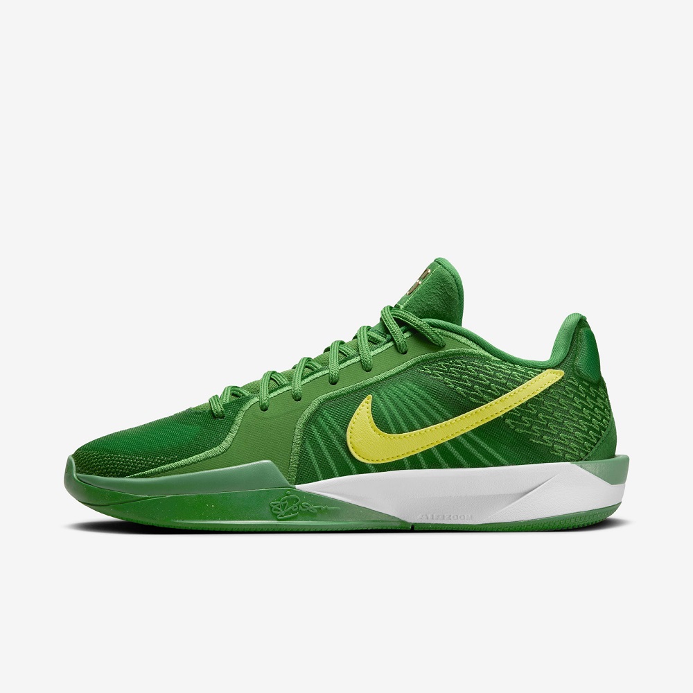 white and green basketball shoes