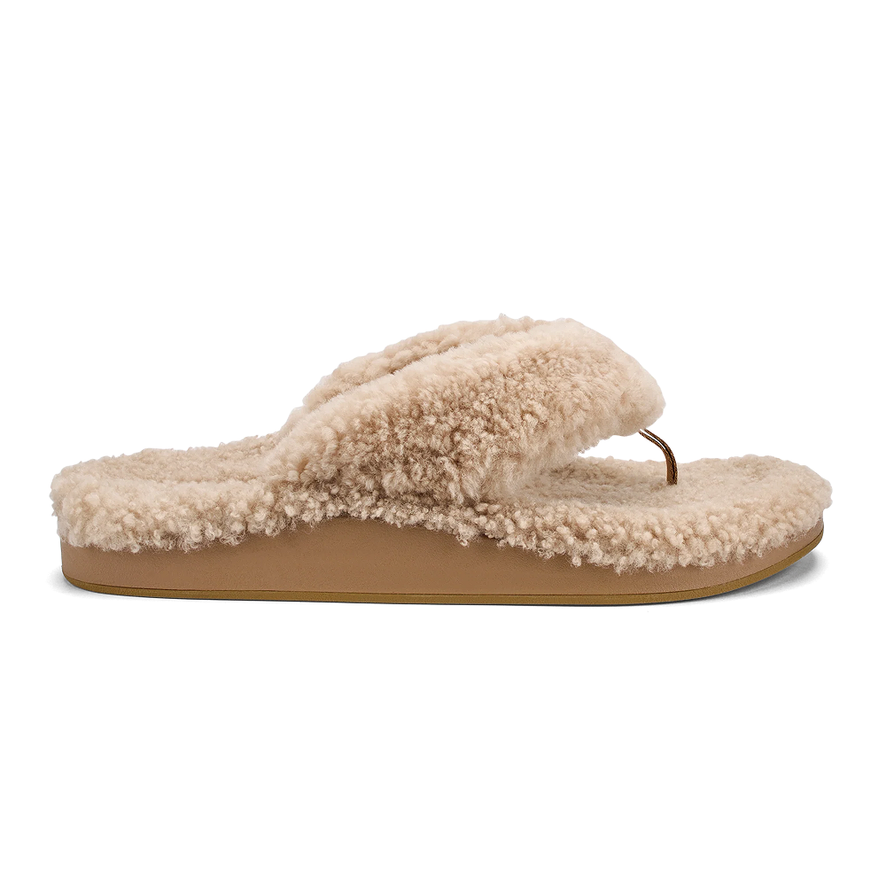 olukai slippers