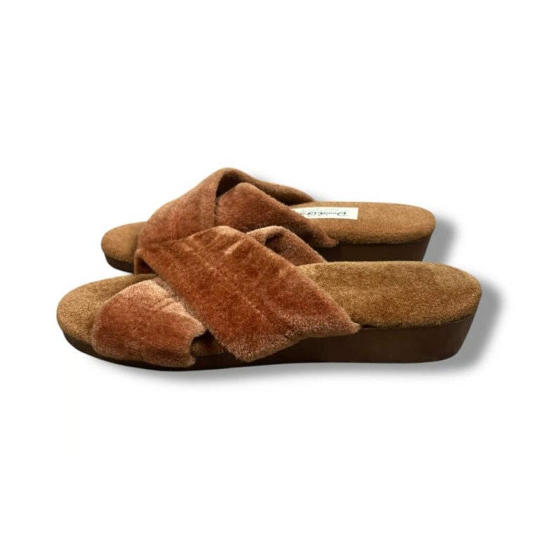 daniel green slippers